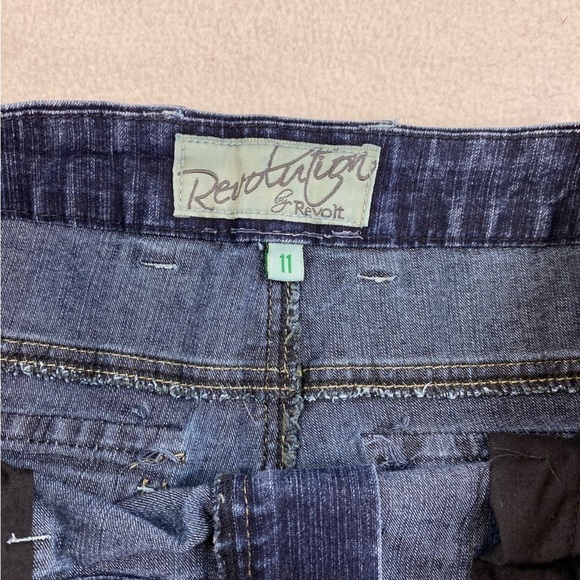 Revolt Jeans Revolution Vintage Blue Women’s Denim Jean Shorts Sz 11 - Picture 4 of 11